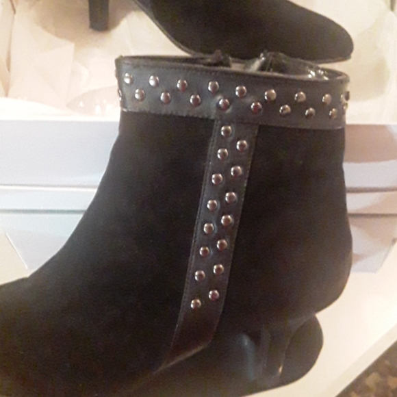 Classique Suede n Leather Booties❤ - Picture 3 of 8